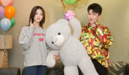 娱乐圈吃瓜背景图,揭秘幕后真相，吃瓜群众围观大戏